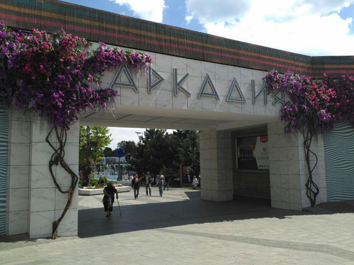 Большая Двухкомнатная Квартира В Центре Аркадии! Odessza Kültér fotó